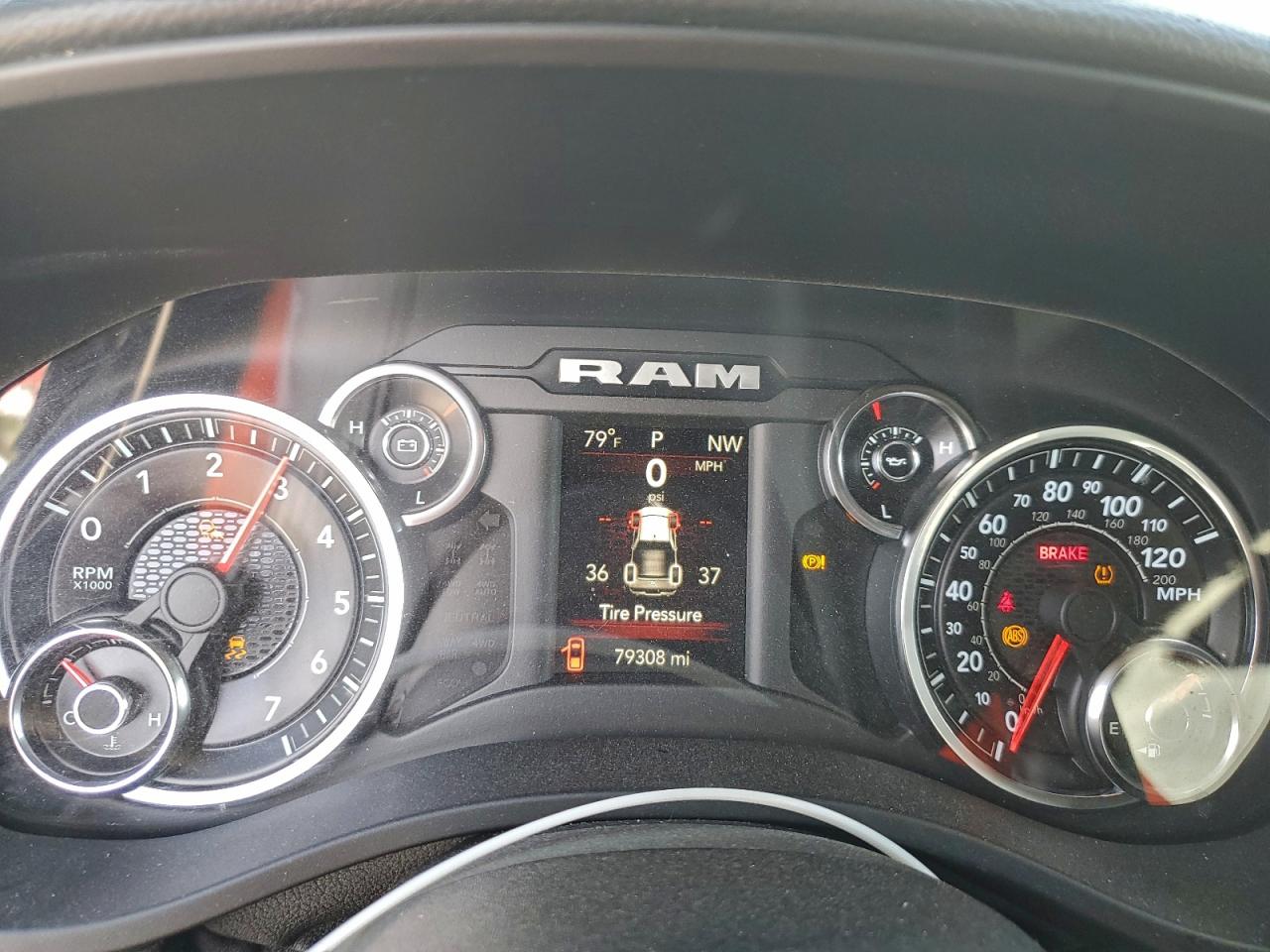 2019 RAM 1500 BIG HORN/LONE STAR photo 9