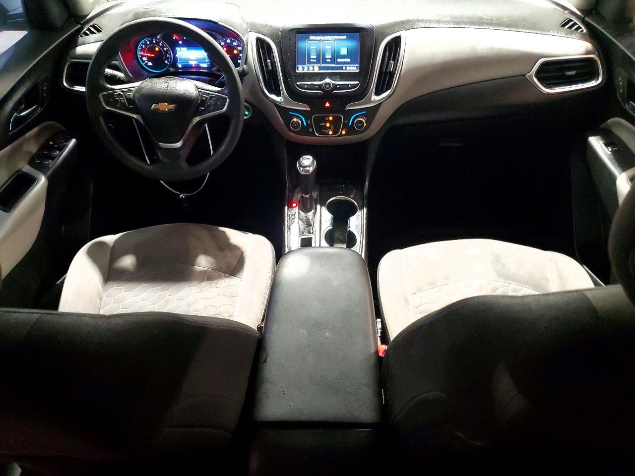 2019 CHEVROLET EQUINOX LT photo 8