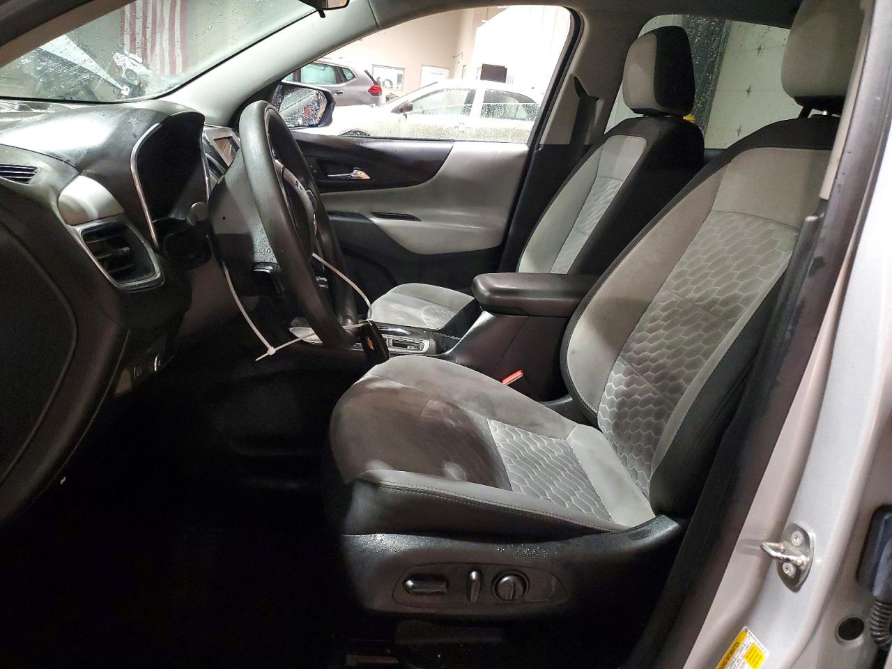 2019 CHEVROLET EQUINOX LT photo 7