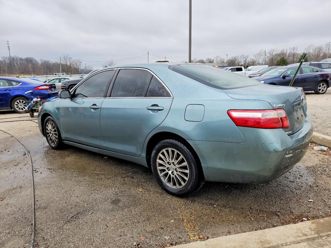 2009 TOYOTA CAMRY BASE photo 2