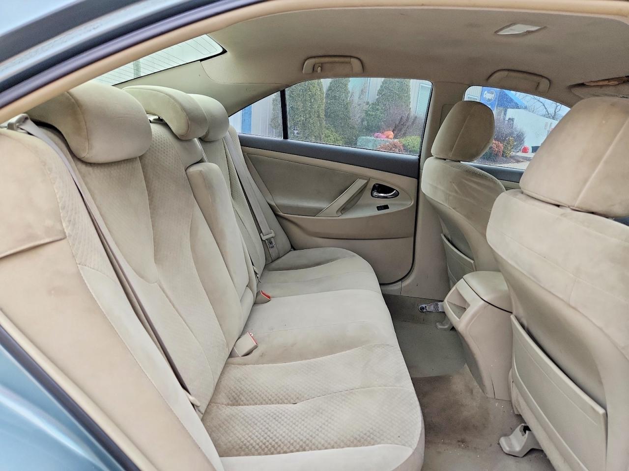 2009 TOYOTA CAMRY BASE photo 10
