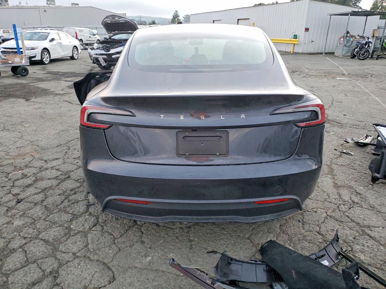 2024 TESLA MODEL 3 photo 6