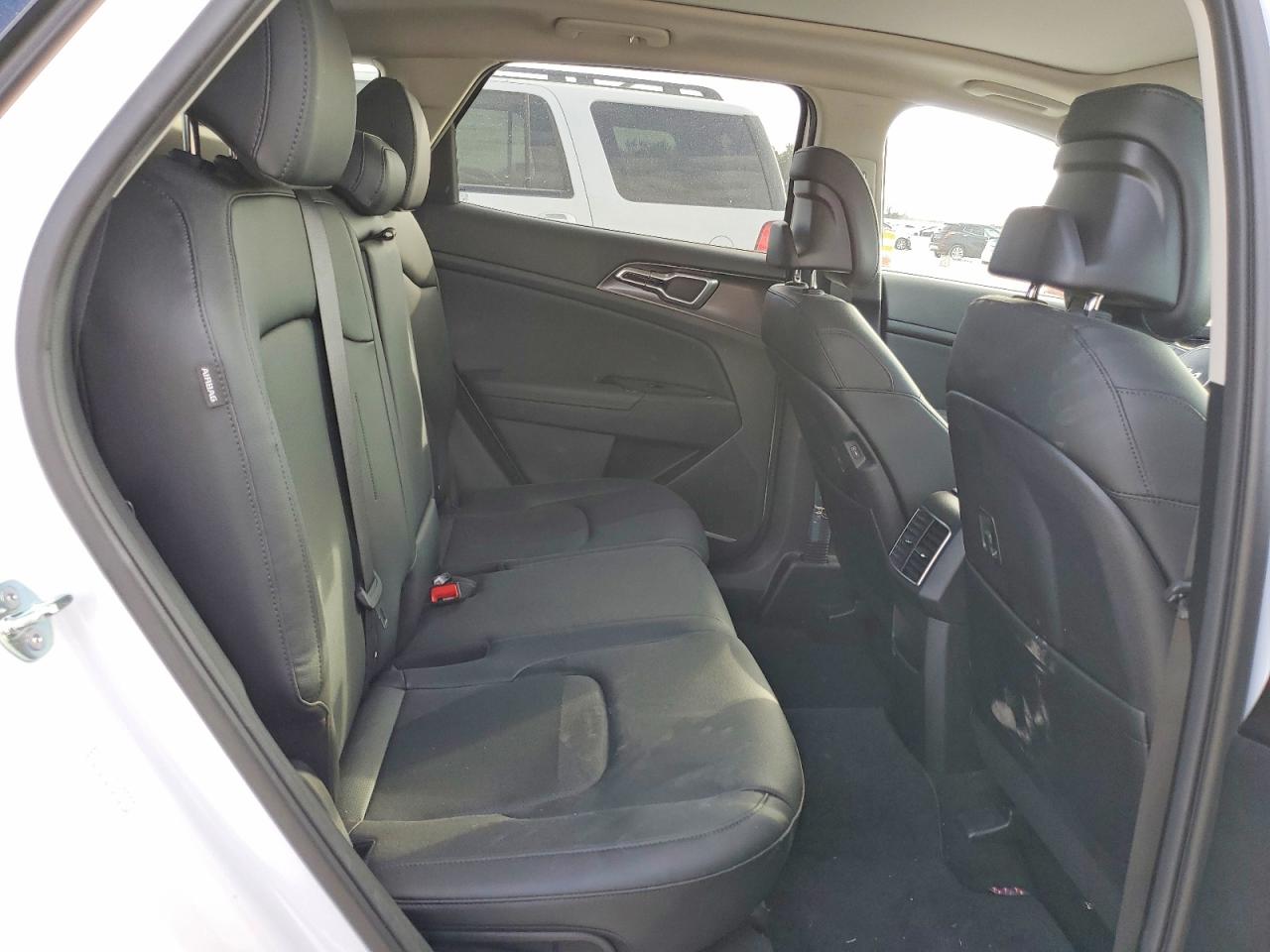 2025 KIA SPORTAGE EX photo 11