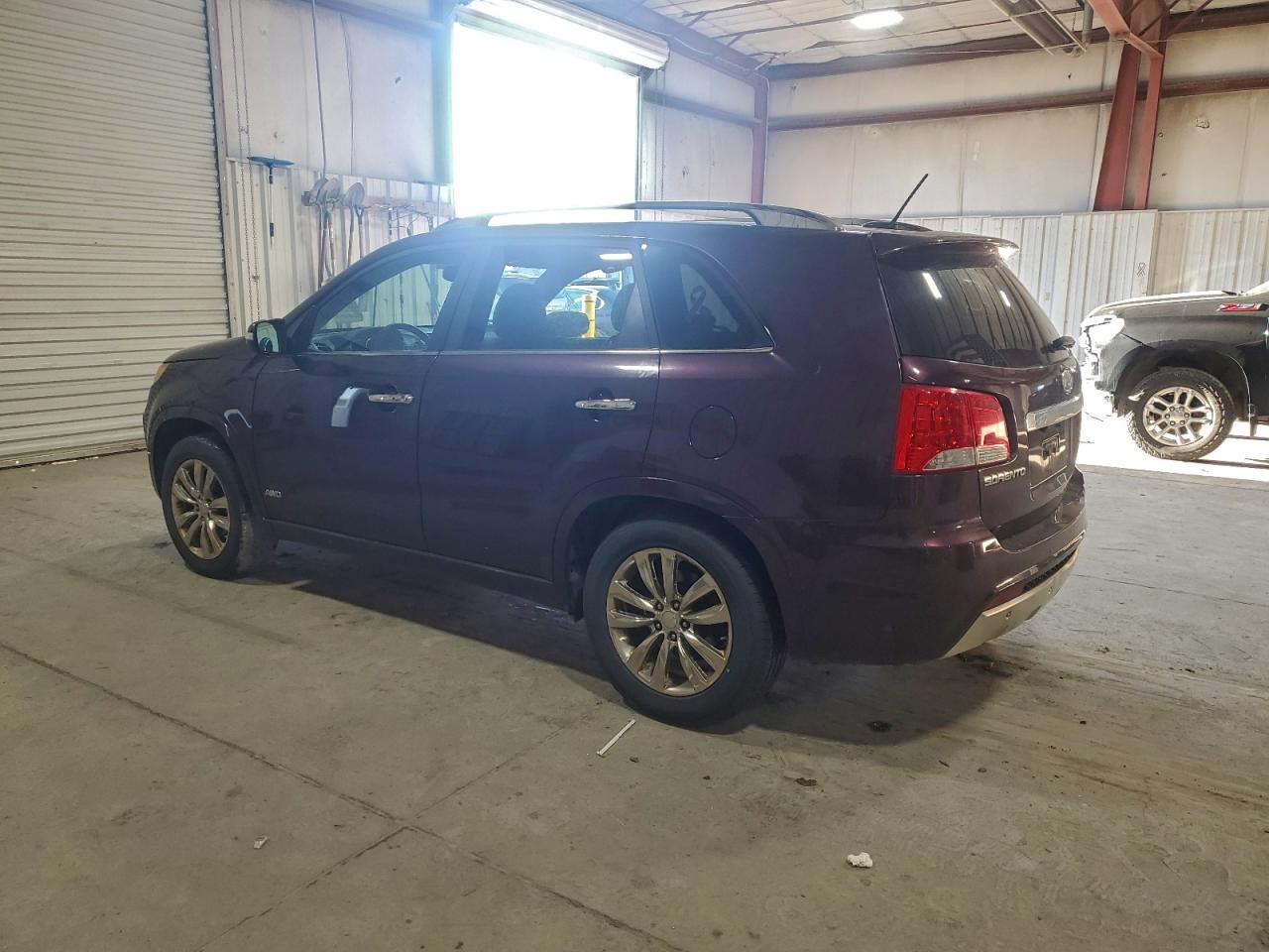 2011 KIA SORENTO SX photo 2