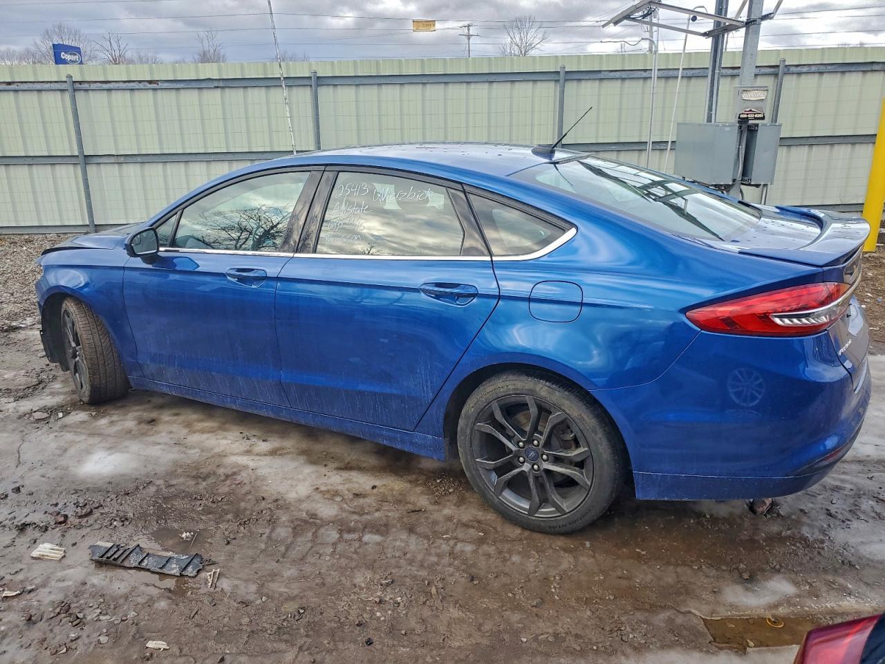 2018 FORD FUSION SE photo 2