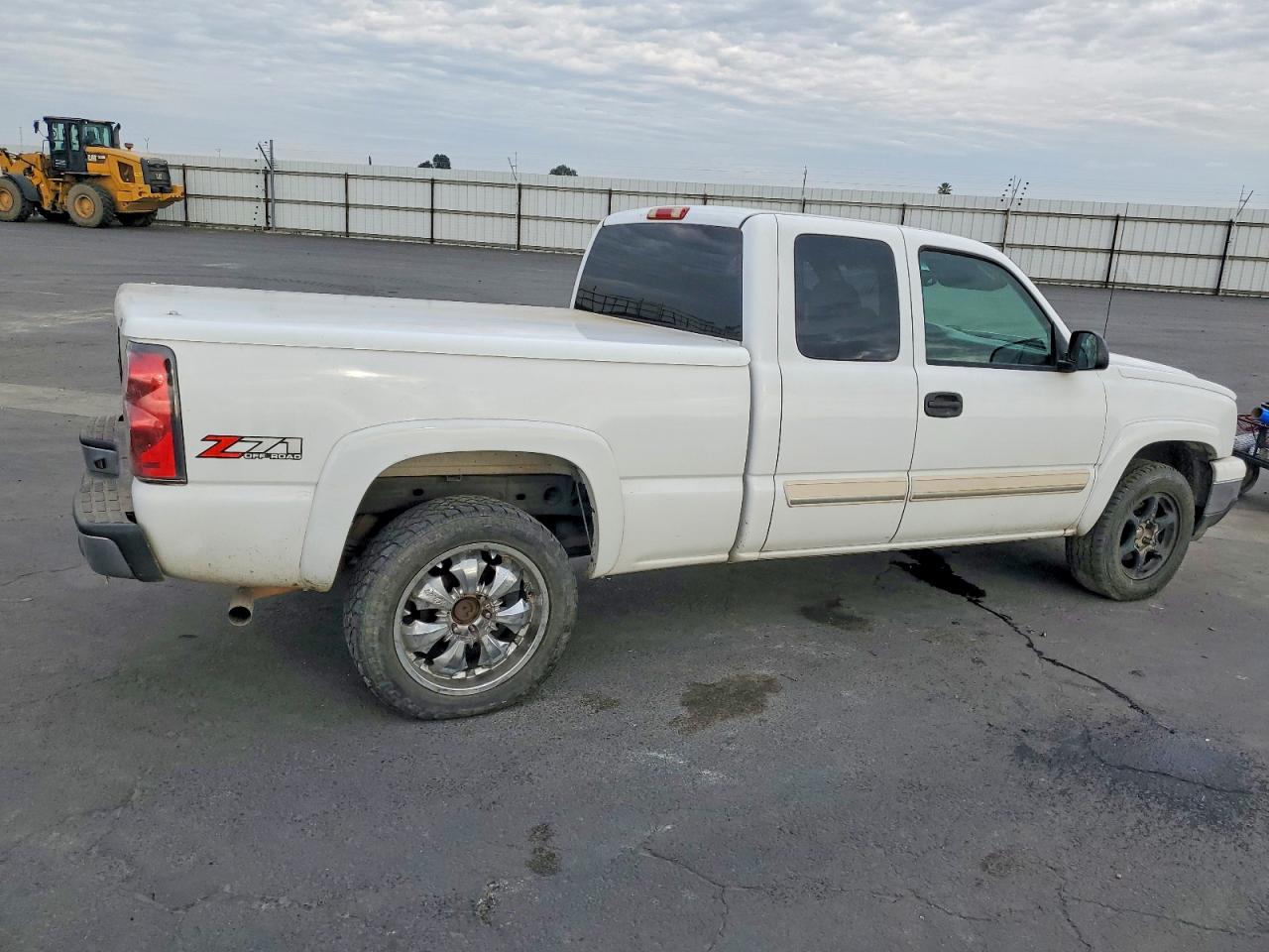 2006 CHEVROLET SILVERADO K1500 photo 3