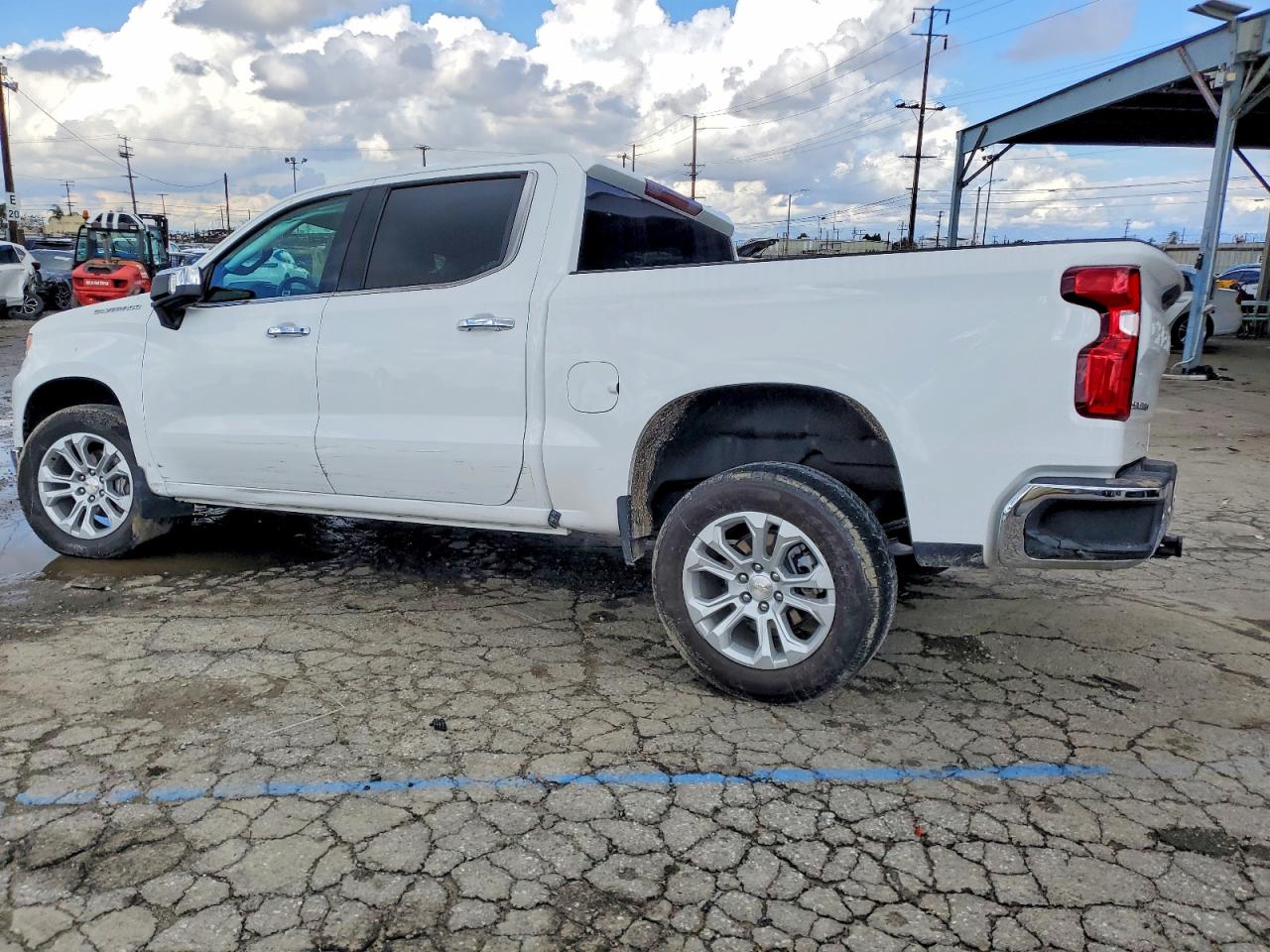 2023 CHEVROLET SILVERADO C1500 LTZ photo 2