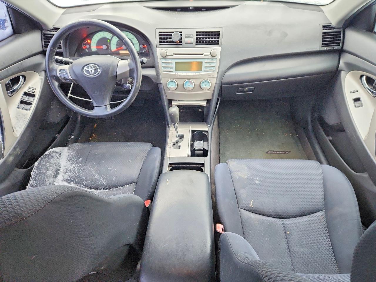 2009 TOYOTA CAMRY BASE photo 8