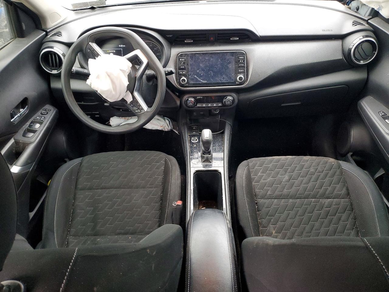 2021 NISSAN KICKS SV photo 8