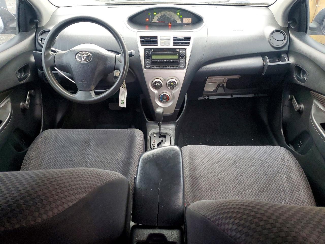 2007 TOYOTA YARIS photo 8
