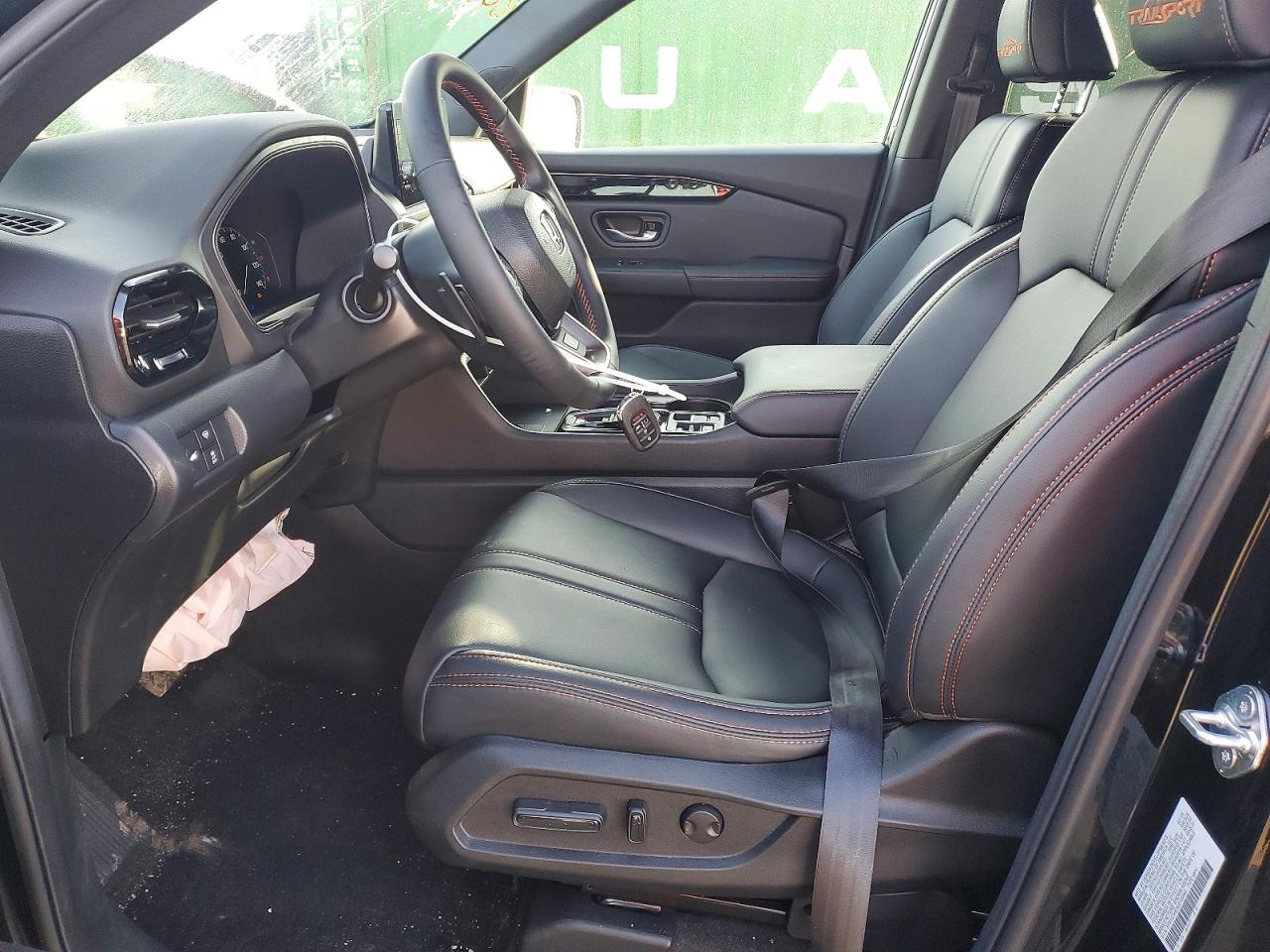 2025 HONDA PILOT TRAILSPORT photo 7