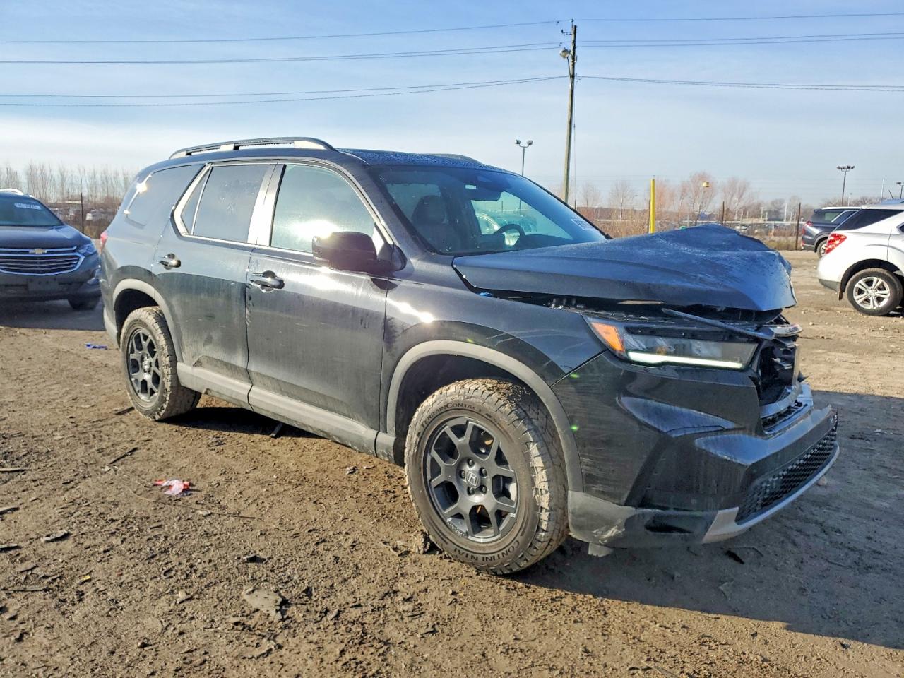 2025 HONDA PILOT TRAILSPORT photo 4
