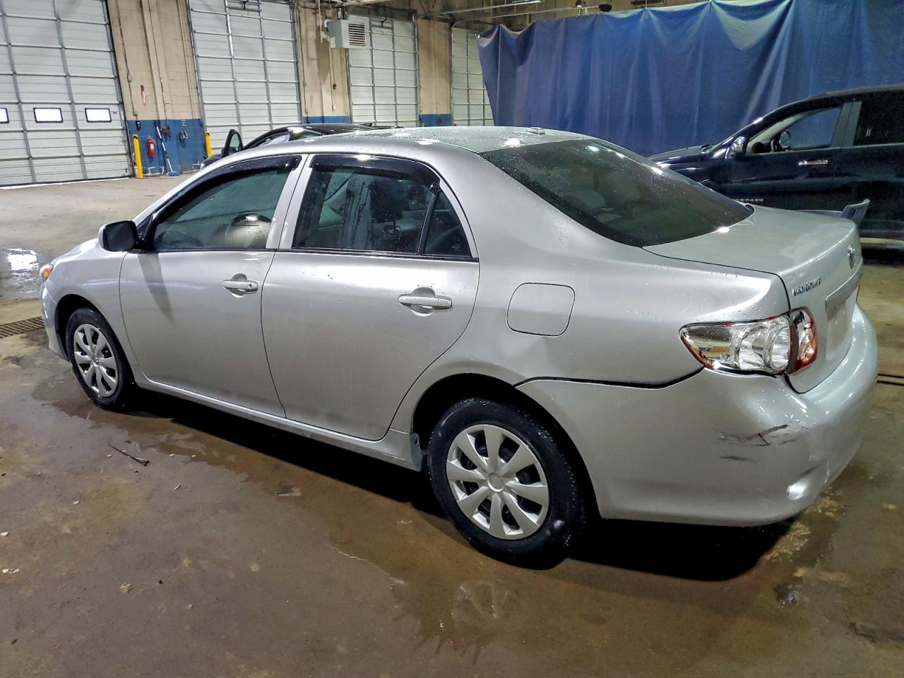 2010 TOYOTA COROLLA BASE photo 2