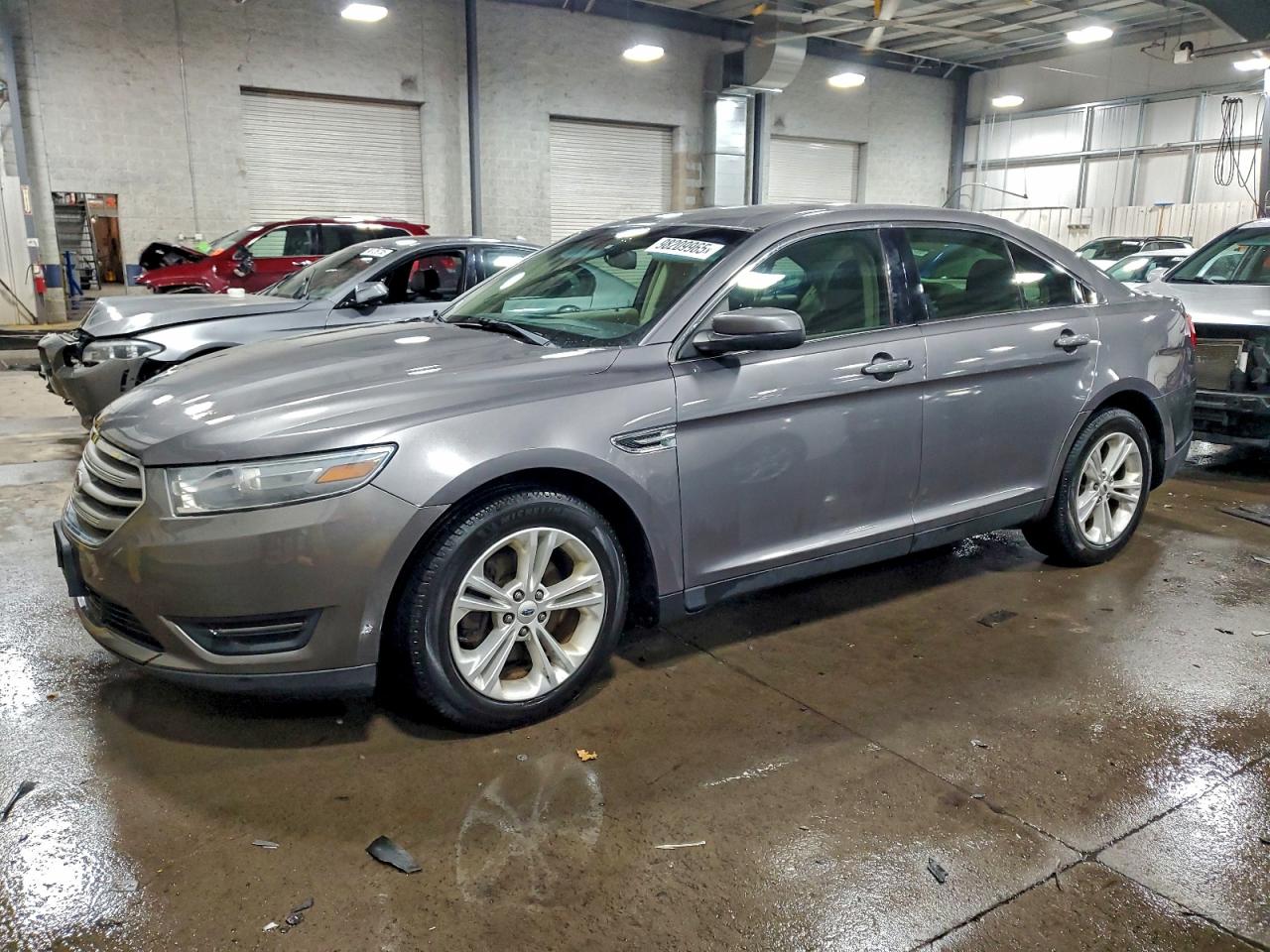 2014 FORD TAURUS