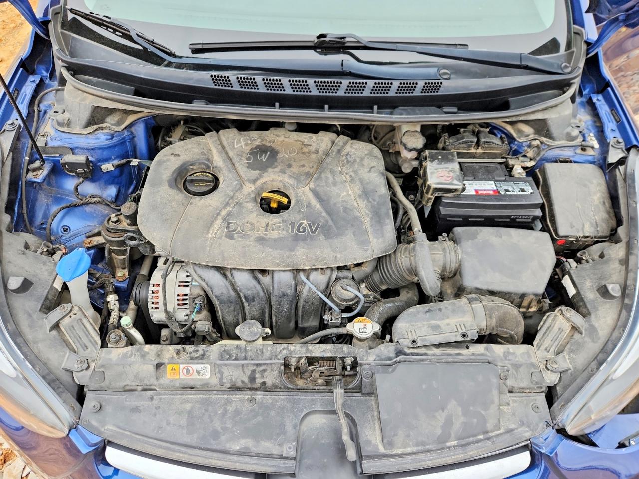 2016 HYUNDAI ELANTRA SE photo 11