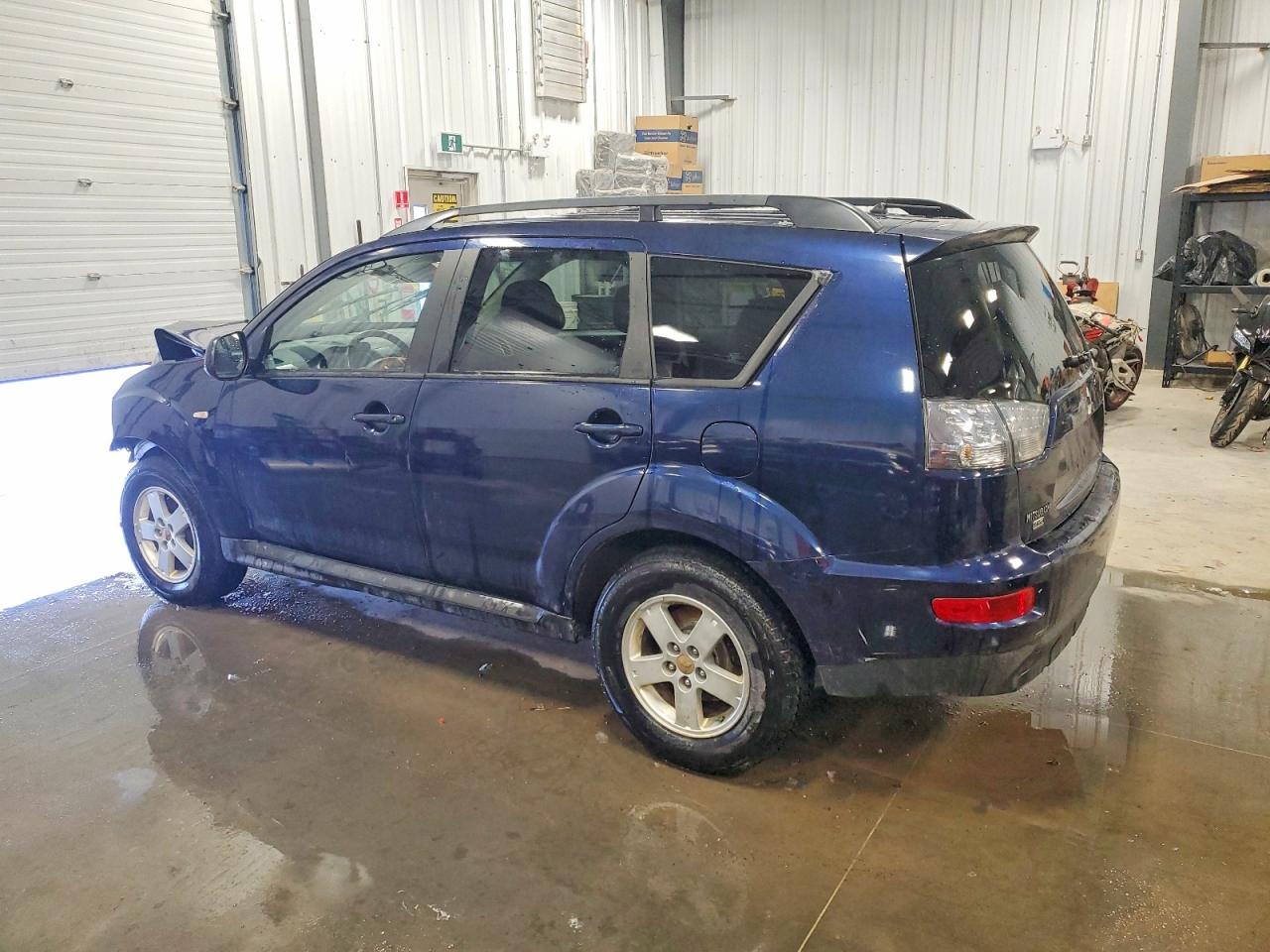 2013 MITSUBISHI OUTLANDER ES photo 2