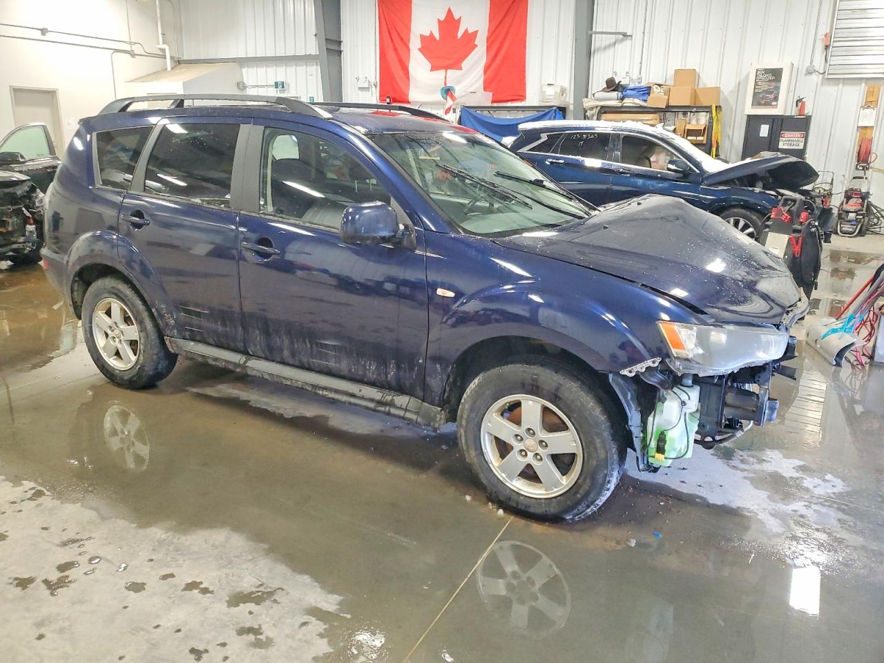 2013 MITSUBISHI OUTLANDER ES photo 4