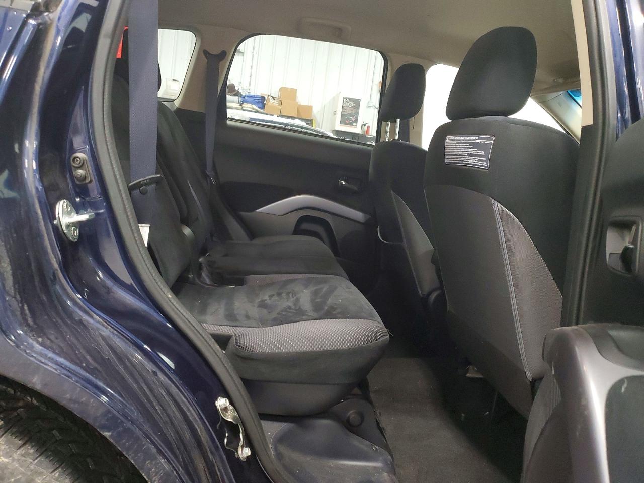 2013 MITSUBISHI OUTLANDER ES photo 11