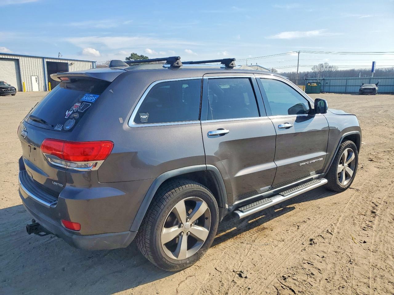 2015 JEEP GRAND CHEROKEE LIMITED photo 3
