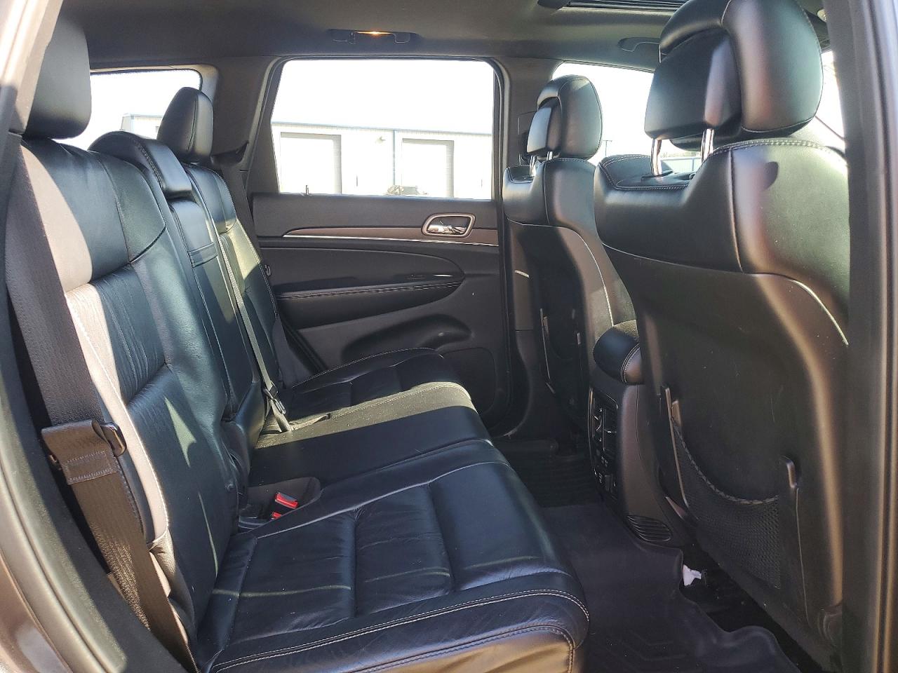 2015 JEEP GRAND CHEROKEE LIMITED photo 11