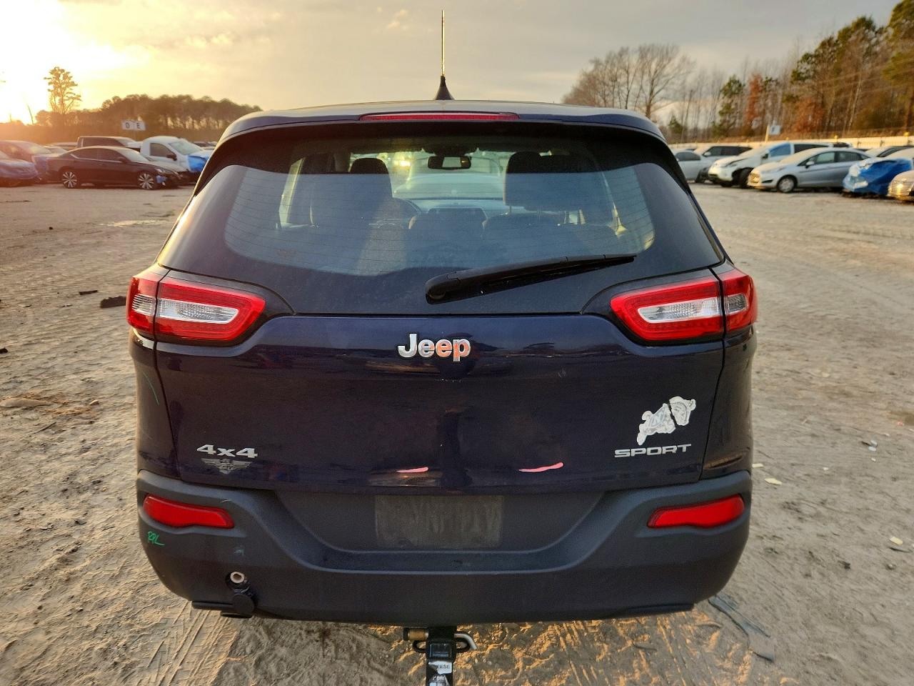 2016 JEEP CHEROKEE SPORT photo 6