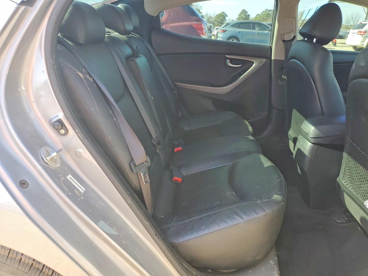 2015 HYUNDAI ELANTRA SE photo 10