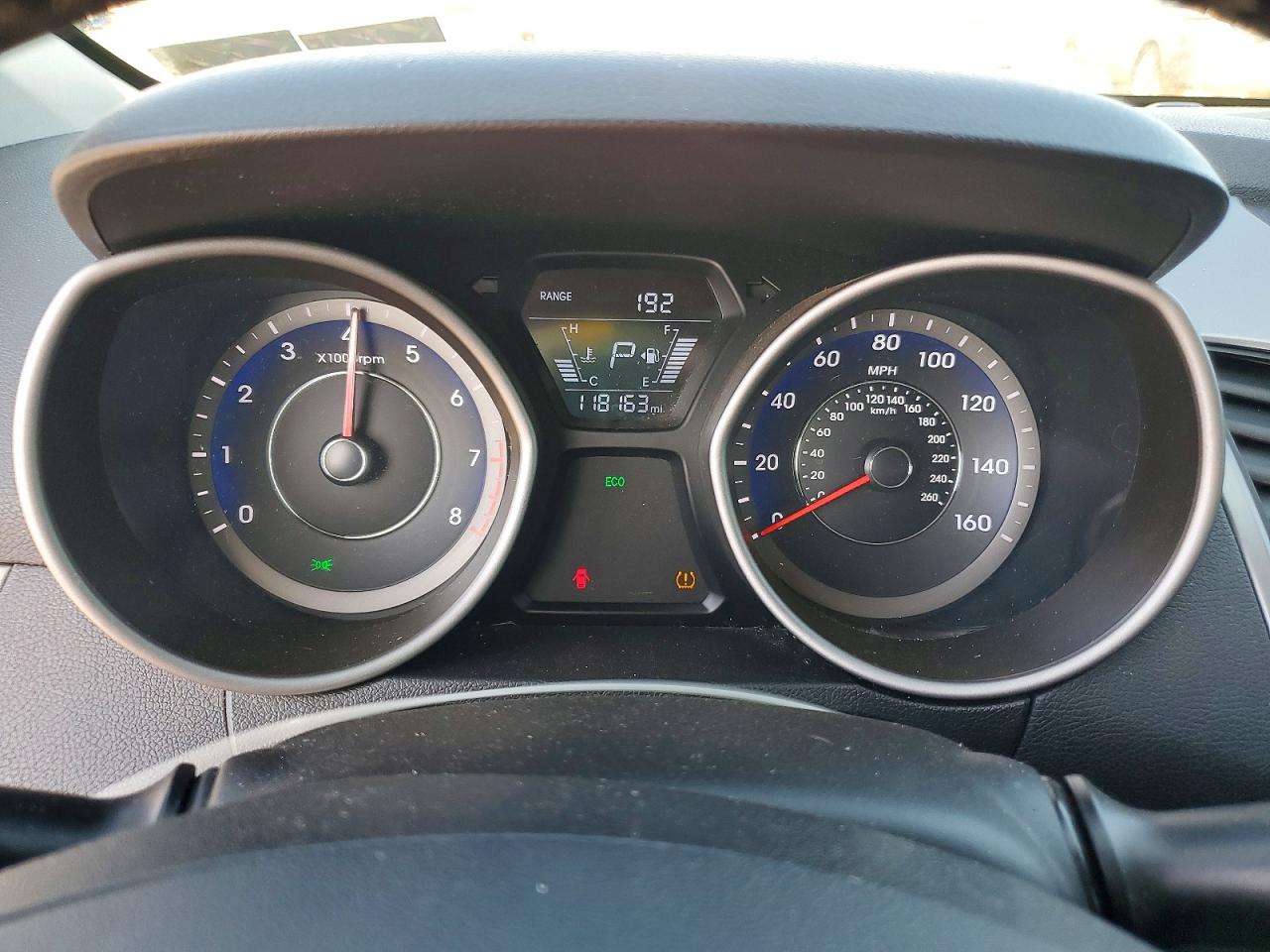 2015 HYUNDAI ELANTRA SE photo 9