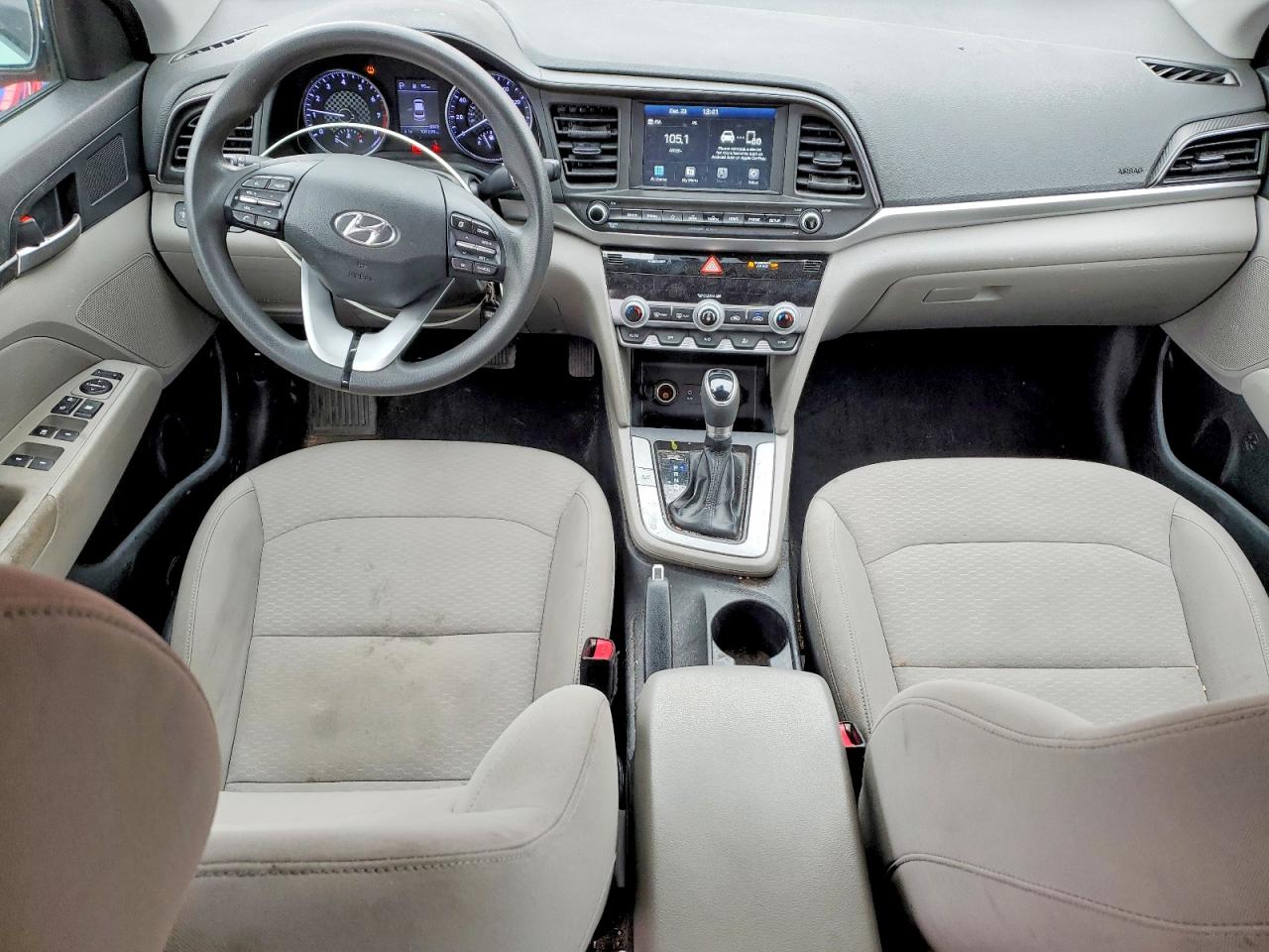 2020 HYUNDAI ELANTRA SEL photo 8