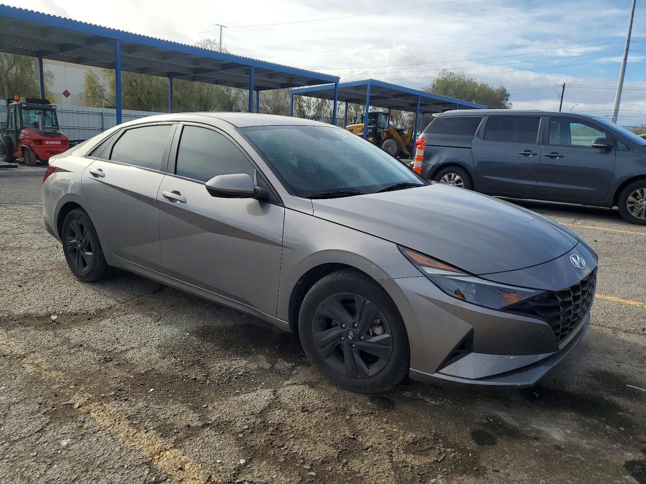 2022 HYUNDAI ELANTRA SEL photo 4