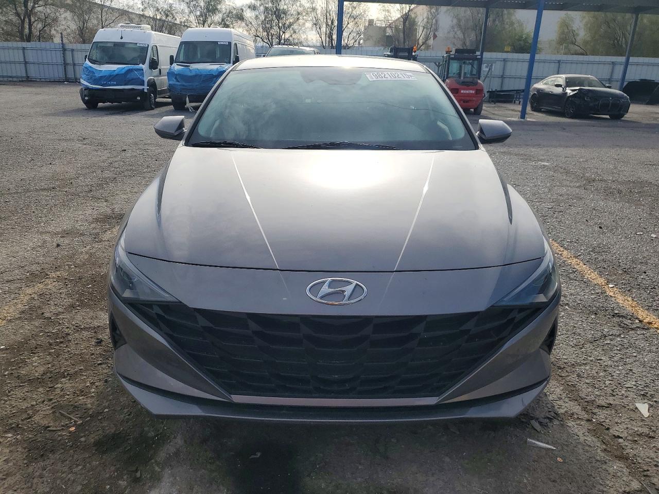 2022 HYUNDAI ELANTRA SEL photo 5
