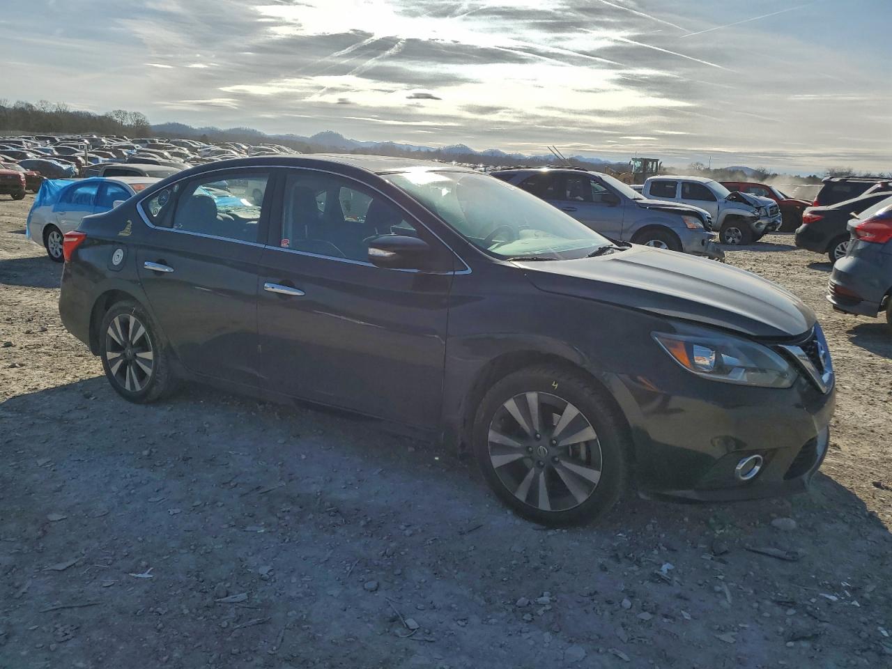 2019 NISSAN SENTRA S photo 4