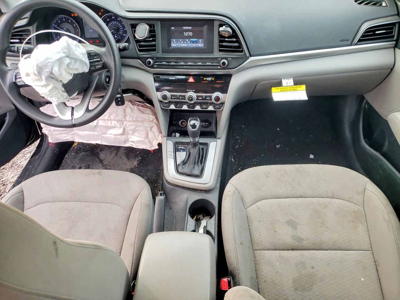 2020 HYUNDAI ELANTRA SE photo 8