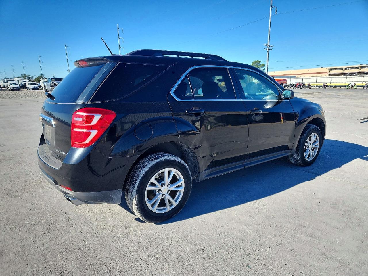 2016 CHEVROLET EQUINOX LT photo 3
