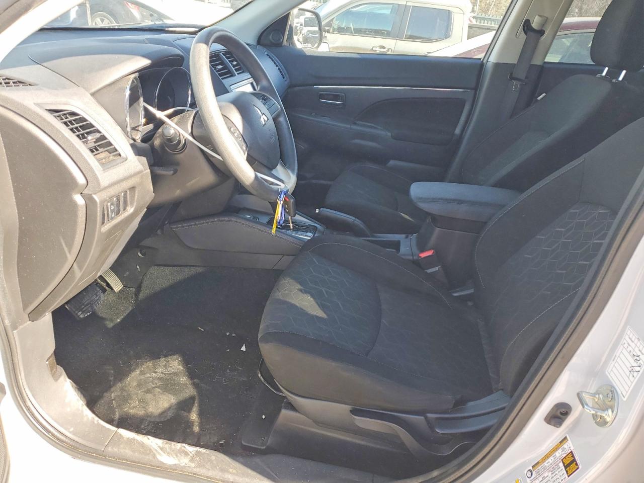 2023 MITSUBISHI OUTLANDER SPORT S/SE photo 7