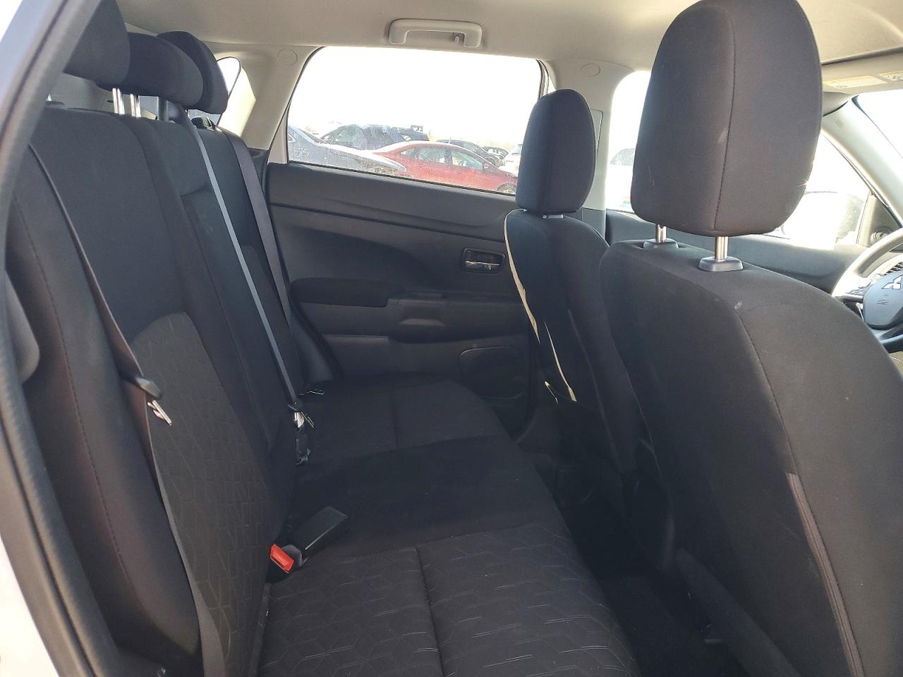 2023 MITSUBISHI OUTLANDER SPORT S/SE photo 11