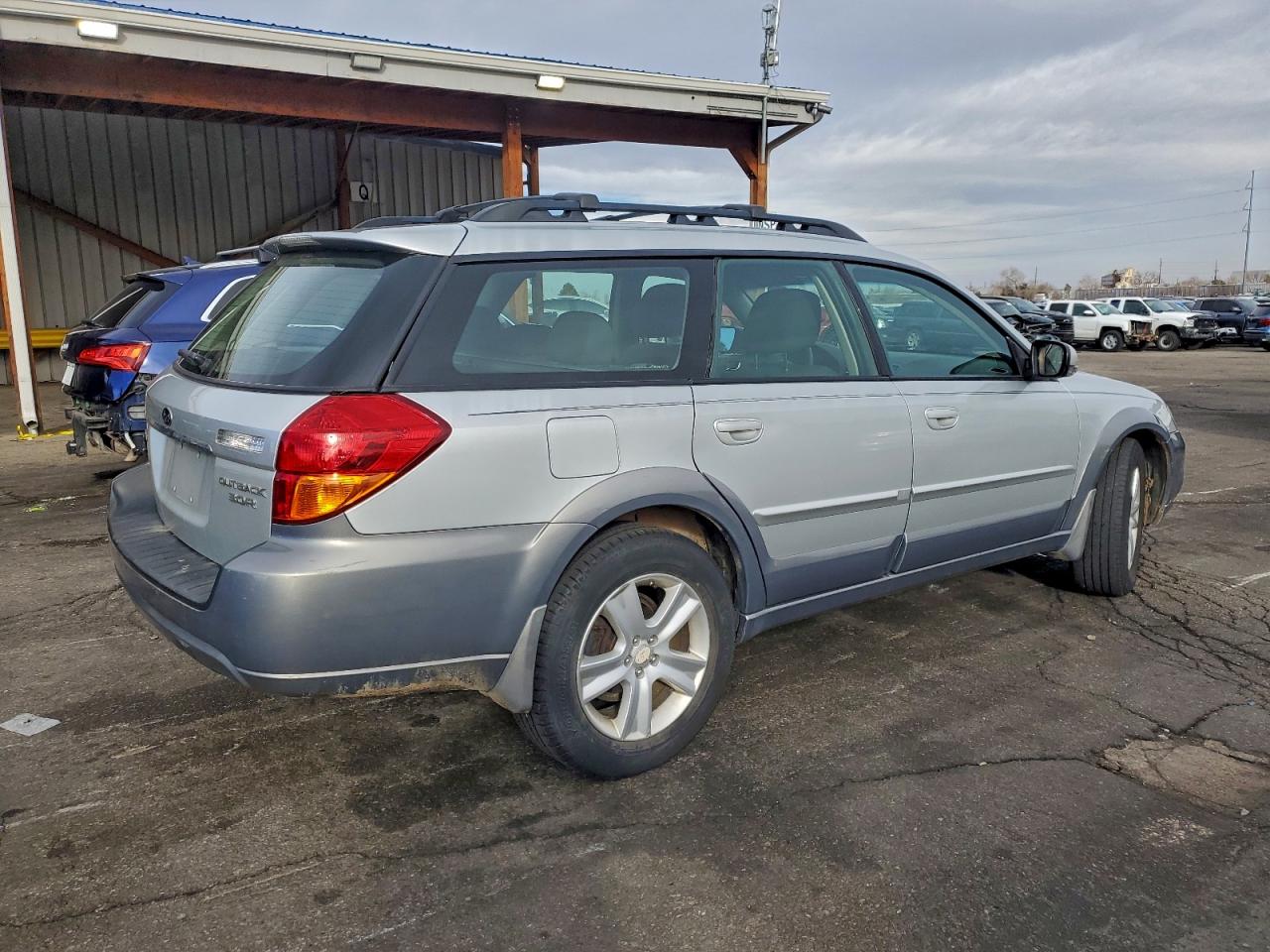 2006 SUBARU LEGACY OUTBACK 3.0R photo 3