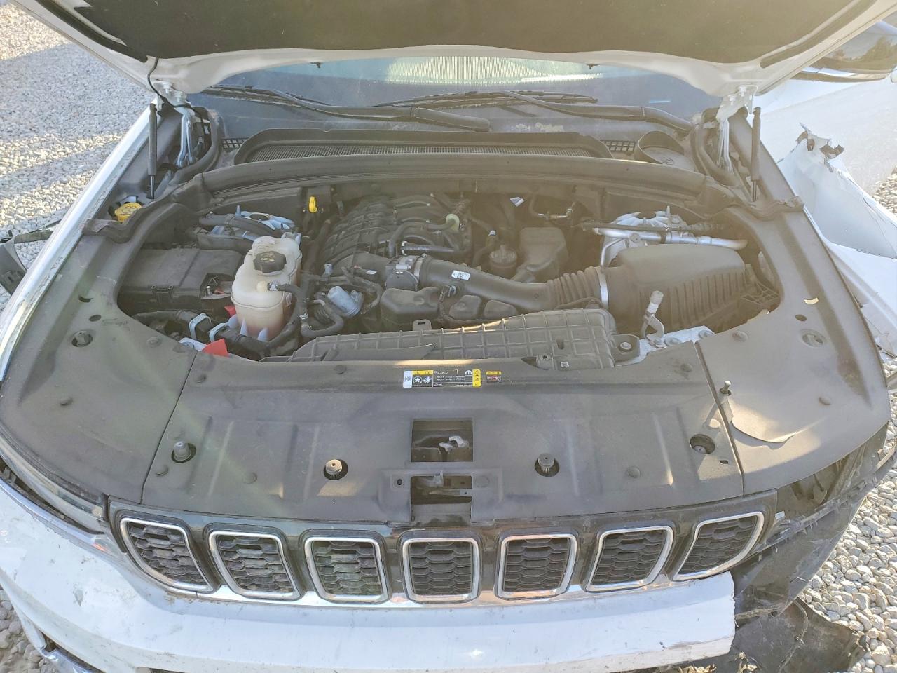 2022 JEEP GRAND CHEROKEE L LIMITED photo 12