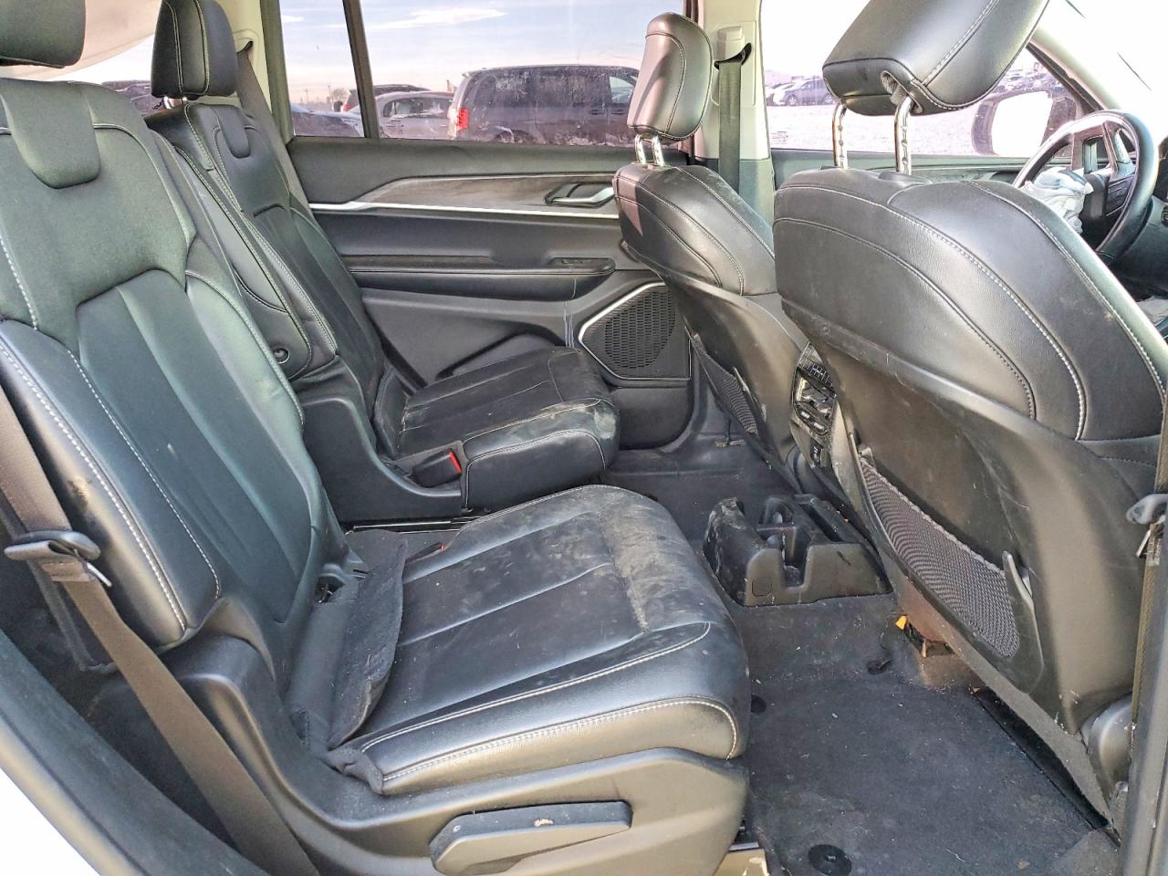 2022 JEEP GRAND CHEROKEE L LIMITED photo 11