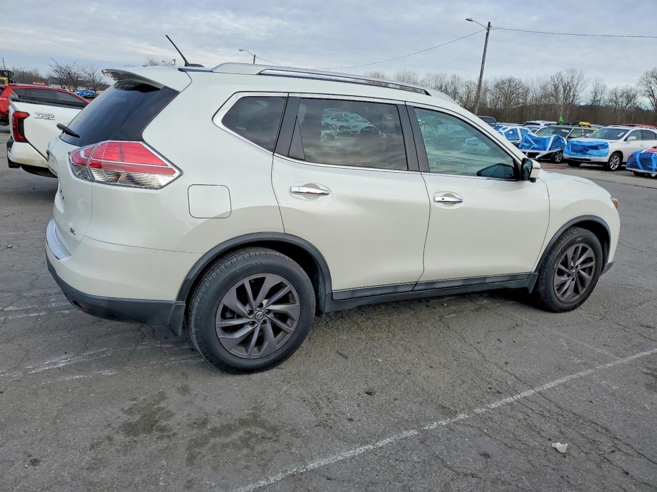 2016 NISSAN ROGUE S photo 3
