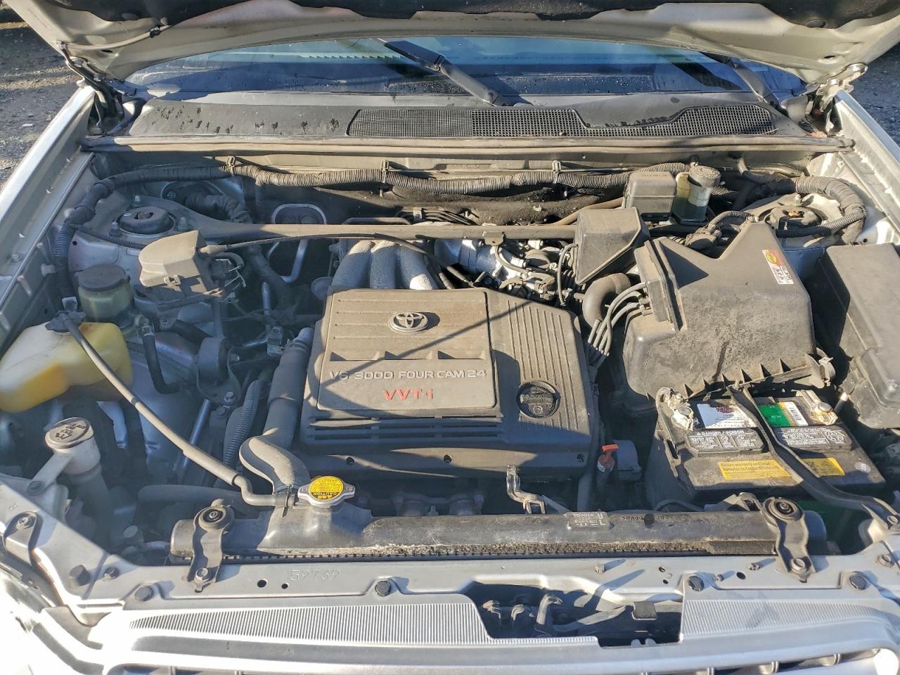 2003 TOYOTA HIGHLANDER LIMITED photo 12