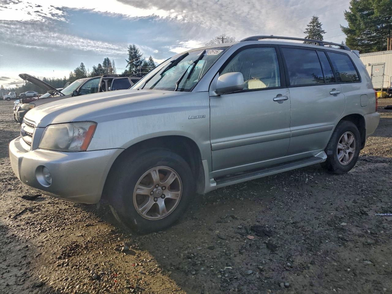 2003 TOYOTA HIGHLANDER