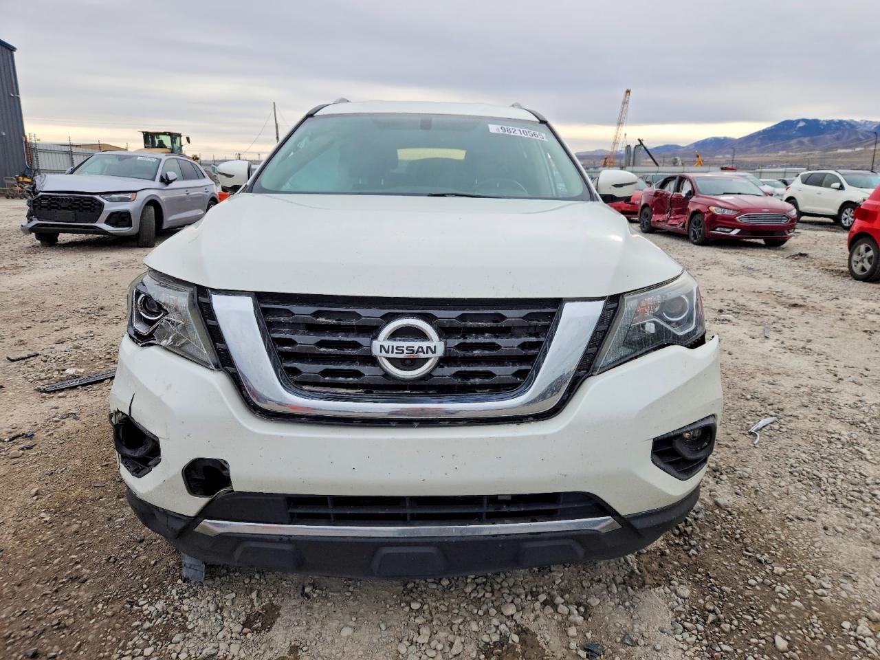 2017 NISSAN PATHFINDER S photo 5