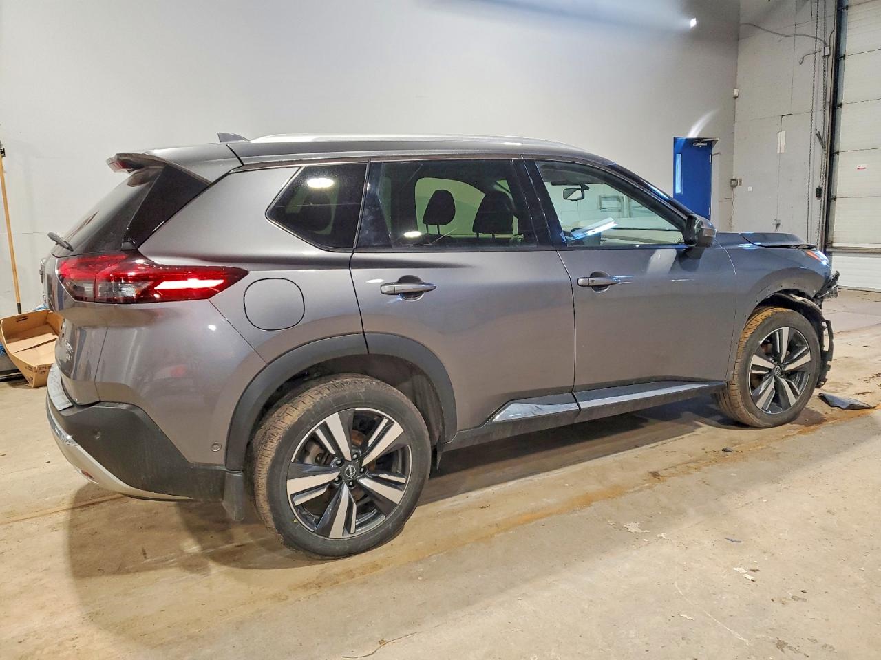 2023 NISSAN ROGUE PLATINUM photo 3