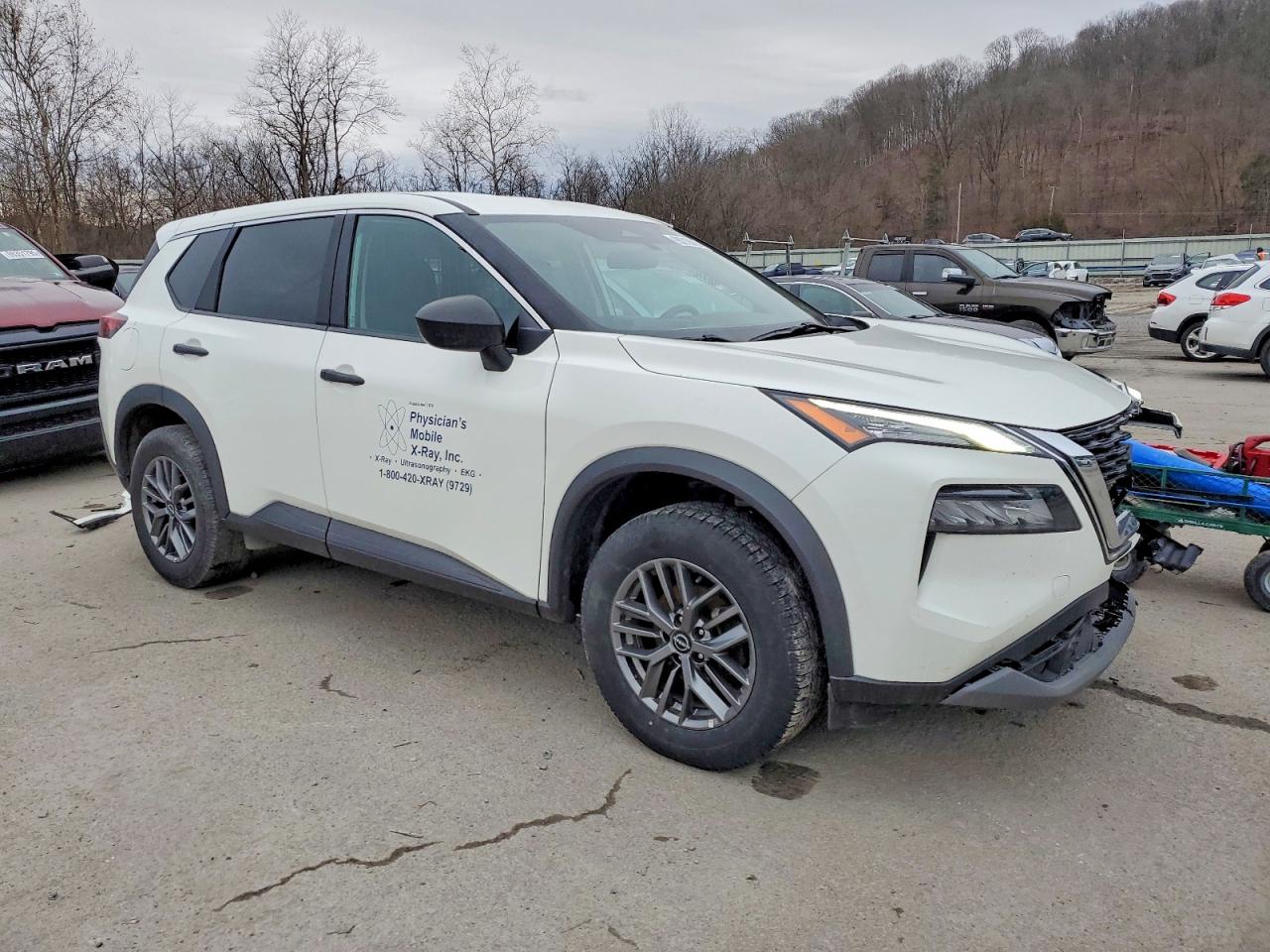 2023 NISSAN ROGUE S photo 4