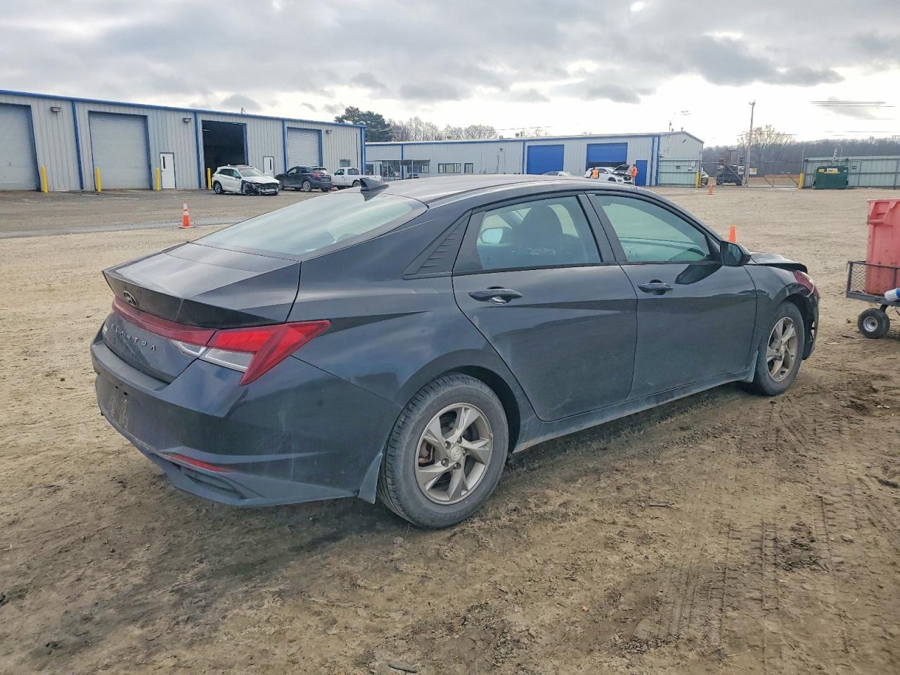 2021 HYUNDAI ELANTRA SE photo 3