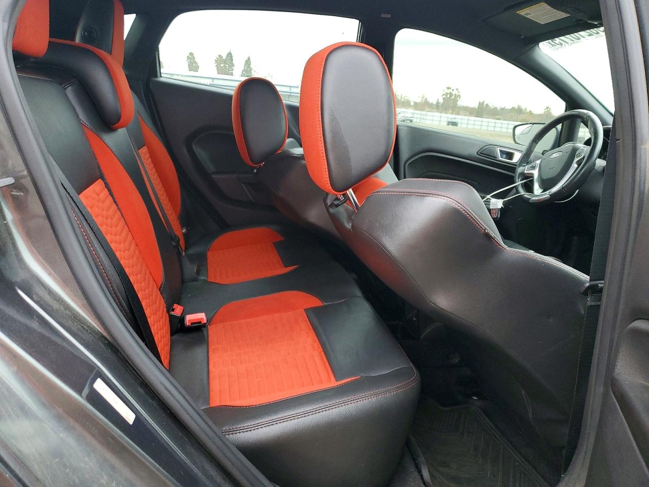 2016 FORD FIESTA ST photo 10