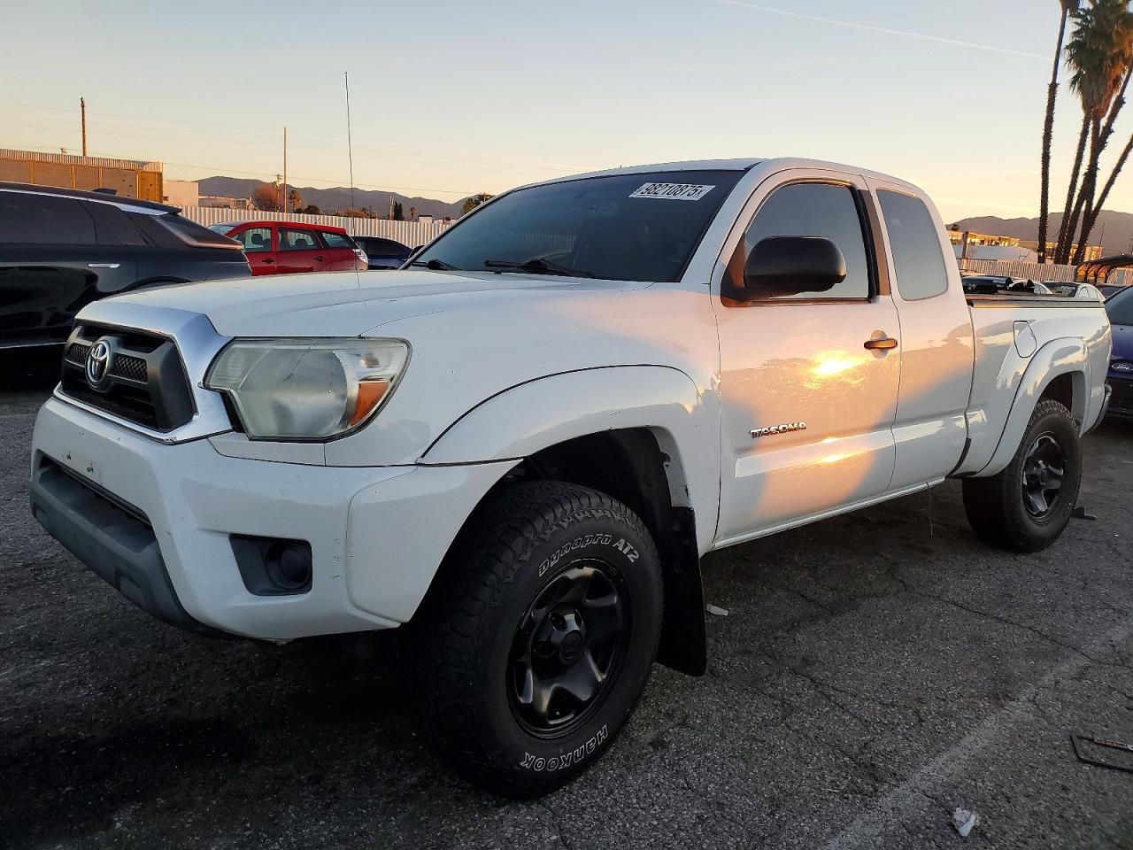 2013 TOYOTA TACOMA