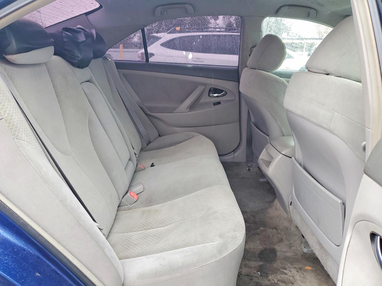 2007 TOYOTA CAMRY LE photo 10