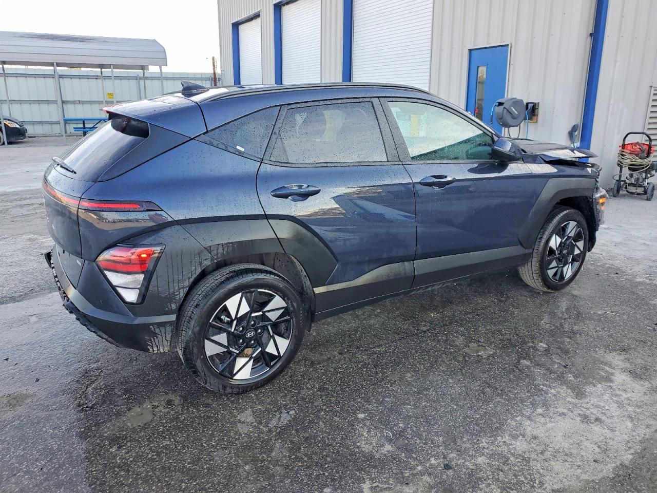 2025 HYUNDAI KONA SEL photo 3