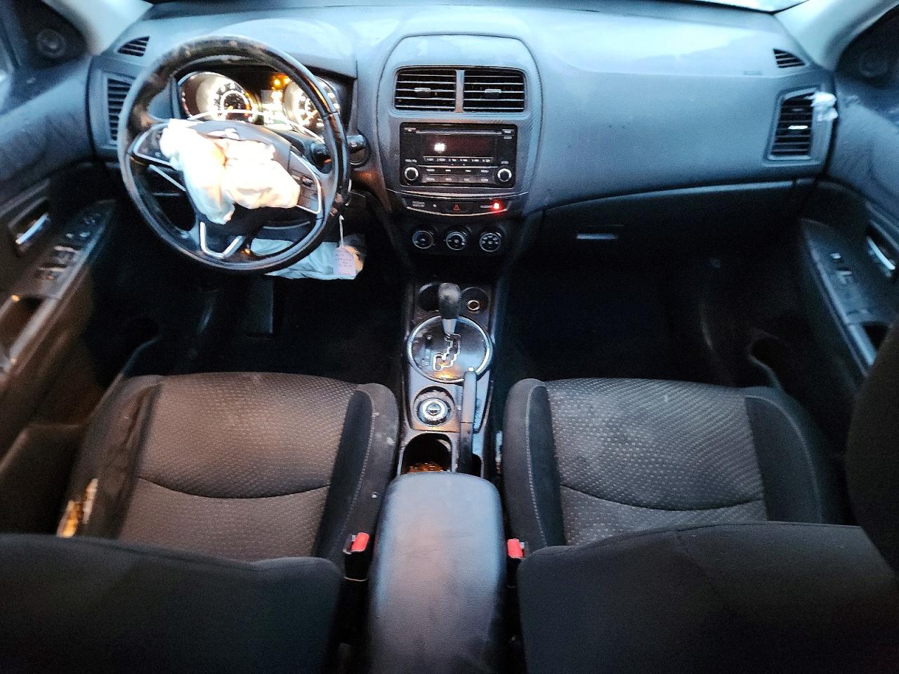 2016 MITSUBISHI OUTLANDER SPORT ES photo 8
